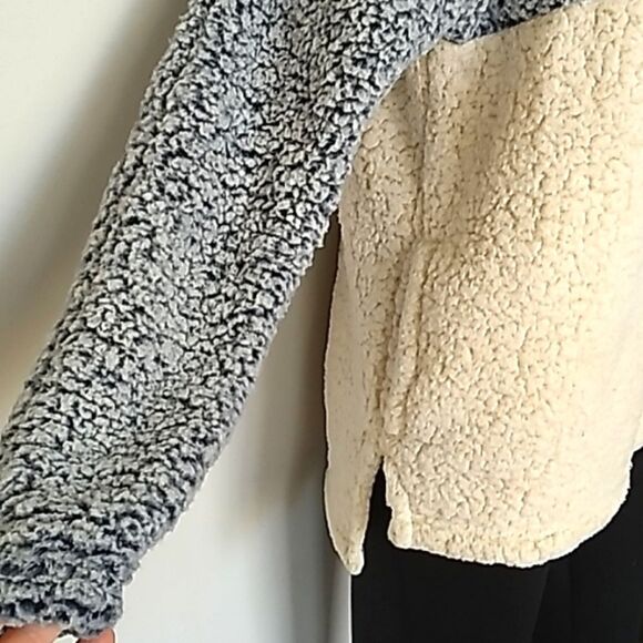 Time And Tru Fuzzy Warm Pullover Zip Mock Neck Sweater. Sz 4-6 (Oversized) - Picture 4 of 8